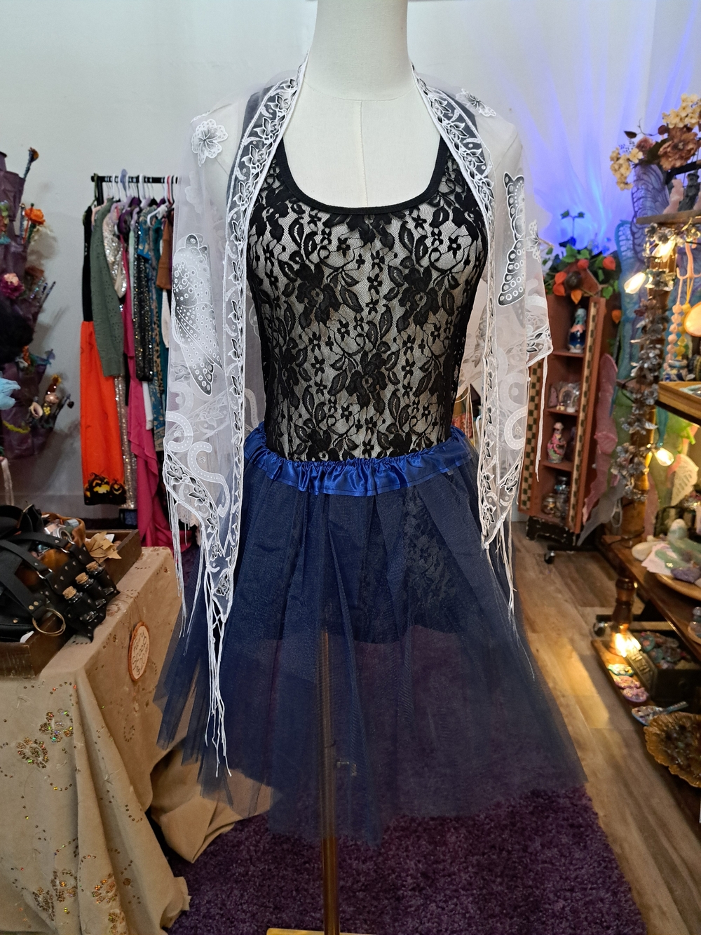 BUTTERFLY AFTER DARK • 3-Piece Lace Outfit •Lace Tank M • Tulle Tutu + Shawl